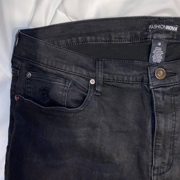 FASHION NOVA PLUS Ripped Boyfriend Jean - Picture 4 of 6